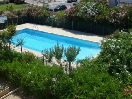 Studio Cabine au RDC avec Terrasse, Piscines, Parking Privé et Proche de la Mer - Photo 11