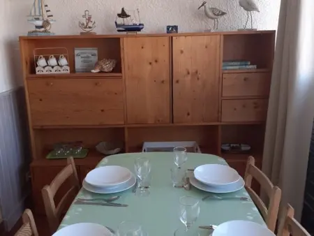 Bel appartement 4 personnes avec piscine, parking privé et vue marina - Photo 8