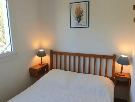Bel appartement 4 personnes avec piscine, parking privé et vue marina - Photo 9