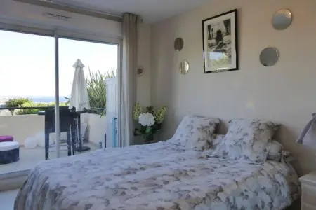 Ferienwohnung in Mandelieu-La Napoule, Appartement à Cannes avec vue sur mer - Photo 7