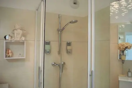 Ferienwohnung in Mandelieu-La Napoule, Appartement à Cannes avec vue sur mer - Photo 10