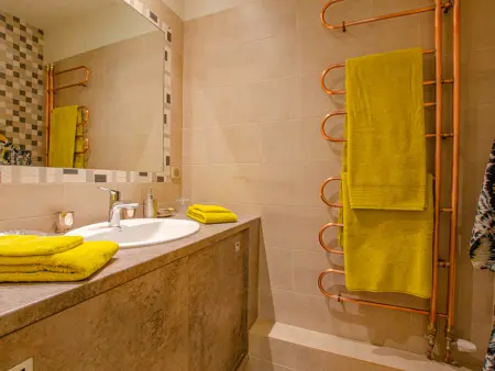 Appartement Jardin privé, Parking, Wifi au cœur de Troyes - Photo 7