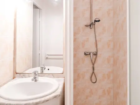 Appartement T2 Cabine - Front de Mer, Parking Privé, 4 Couchages, Narbonne - Photo 7