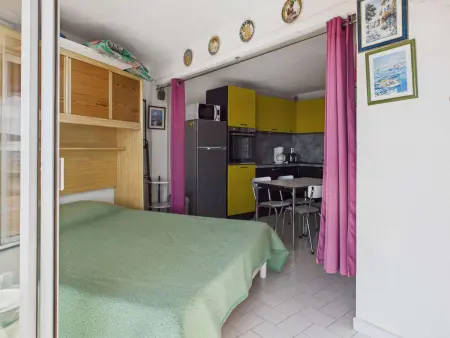 Studio cabine RDC, terrasse, 4 pers, parking, Appartement 4 personnes à Le Grau d'Agde - Photo 5