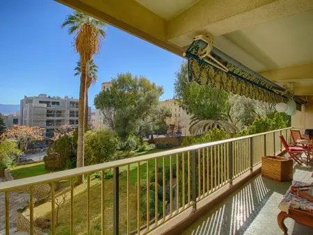 Appartement 4 pièces avec terrasse, climatisation, parking privé au cœur d'Ajaccio - Photo 12