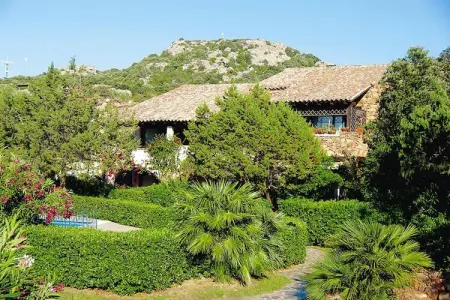 Ferienresidenz Rotondo Porto Rotondo - Type Trilo 4, Appartement style sarde avec piscine - Photo 2