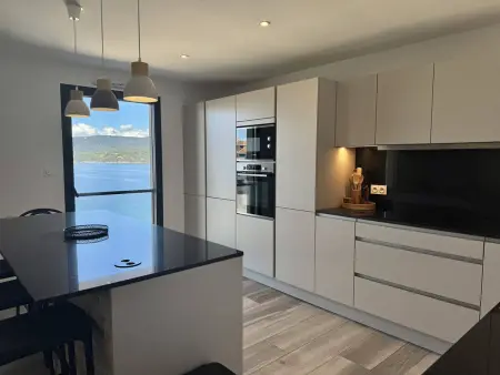 Appartement de luxe en bord de mer avec climatisation - Photo 9