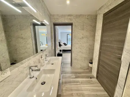 Appartement de luxe en bord de mer avec climatisation - Photo 19