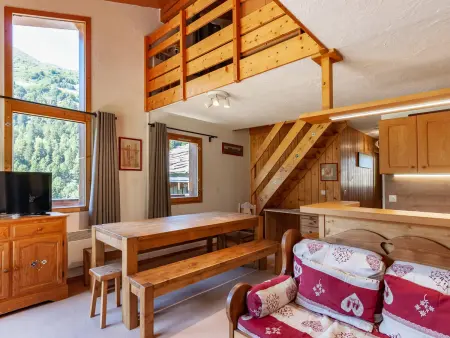 Chalet cosy à Méribel avec mezzanine et cuisine équipée - Photo 4