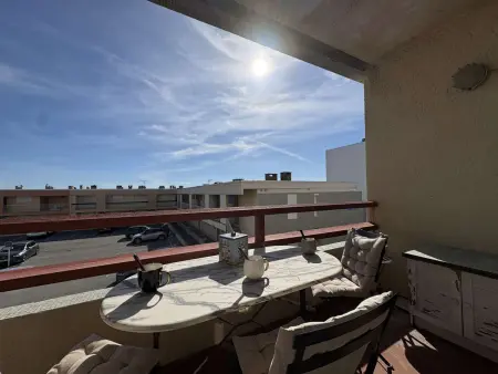 Studio lumineux à 50m de la plage, grand balcon, parking, animaux acceptés, ménage inclus - Photo 1