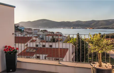 Appartement 5 personnes à Okrug Gornji - Photo 2