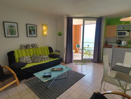 Studio cabine à Sète avec terrasse, parking privé, accès plage - Photo 1