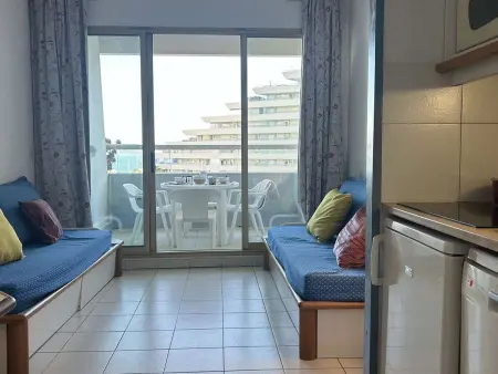 Studio à Villeneuve-Loubet Plage avec Parking Privé, 2/4 Couchages - Photo 12