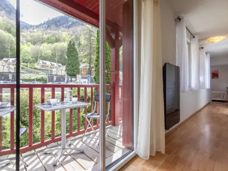 Appartement 32 m² avec balcon, proche télécabine et commodités, entièrement équipé, centre Cauterets - Photo 5