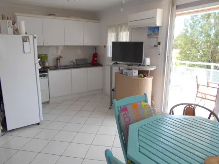 Appartement T3 Climatisé - Terrasse Sud, Parking Privé, 6 Couchages - Le Grau-du-Roi - Photo 2