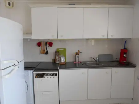 Appartement T3 Climatisé - Terrasse Sud, Parking Privé, 6 Couchages - Le Grau-du-Roi - Photo 6