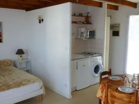 T1 bis mezzanine à La Cotinière, 5 couchages, balcon ensoleillé - Photo 3