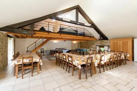 Aux Fleurs des Champs, Gîte à Ferrières avec Sauna et Jardin - Photo 6