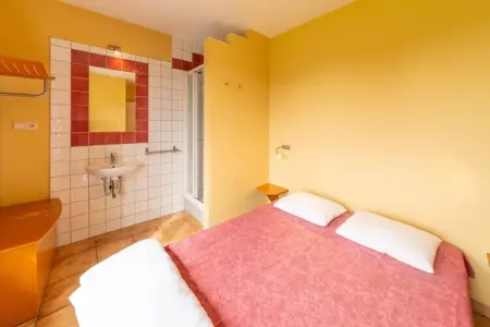 Aux Quatre Saisons, Grande Villa avec Bain à Bulles - Photo 11