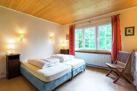 Aguirre, Confortable chalet avec jardin à Bütgenbach près du lac - Photo 4