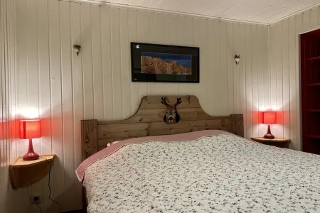 La Cabane, Escapade dans un chalet confortable en forêt - Photo 3