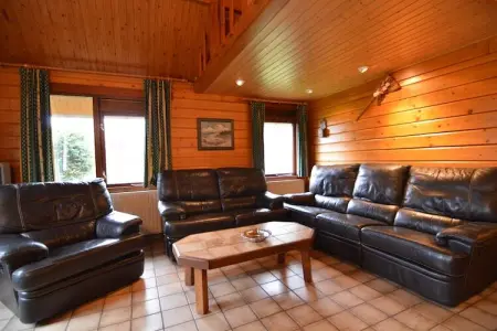 Névada pour huit, Chalet pittoresque à Ovifat - Photo 3