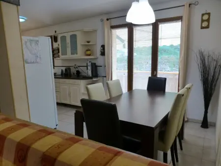 Appartement 2 Chambres avec Balcon et Wifi à Brides-les-Bains - Photo 1
