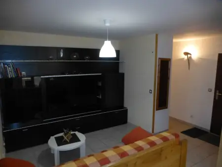 Appartement 2 Chambres avec Balcon et Wifi à Brides-les-Bains - Photo 2