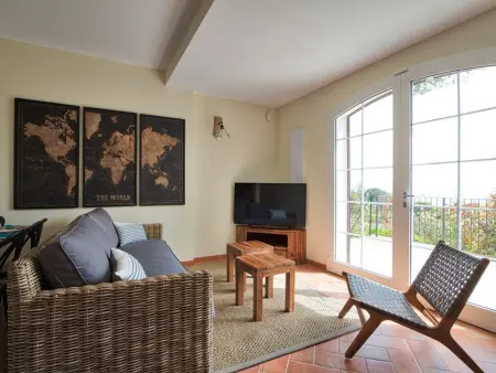 Appartement spacieux avec piscine, climatisation et terrasse à Ajaccio - Photo 4