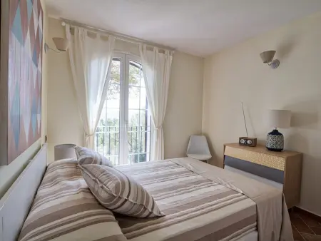 Appartement calme avec piscine, 5 pièces 8 couchages - Ajaccio, Corse du Sud - Photo 10