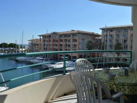 Fréjus: Appt 2P, 5 pers, Piscine, Plage à 150m, Parking, Animaux OK - Photo 2