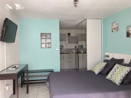 Studio climatisé avec terrasse et piscine, proche plage, parking sécurisé - Agde - Photo 6