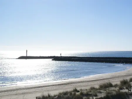 Studio climatisé avec terrasse et piscine, proche plage, parking sécurisé - Agde - Photo 9
