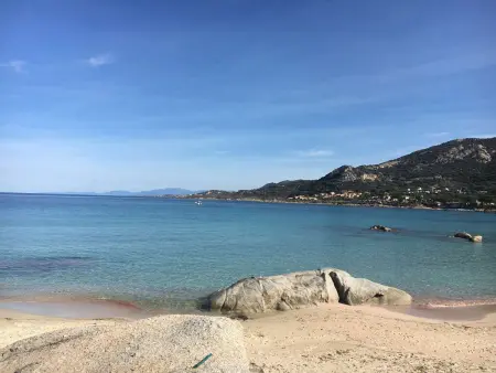 Studio cosy avec terrasse, proche plage, 2 couchages à Lumio - Photo 10