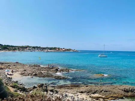 Studio cosy avec terrasse, proche plage, 2 couchages à Lumio - Photo 12