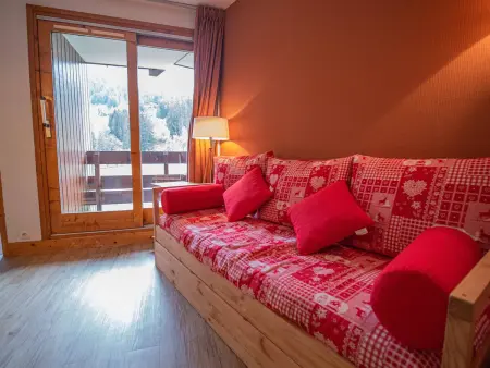 Charmant appartement 3 chambres avec balcon, proches des pistes et de l'ESF, animaux acceptés - Photo 4