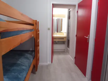 Charmant 2 pièces cabine avec parking et animaux admis à Sète - Photo 5