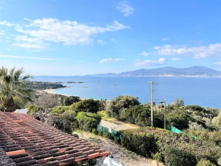 Appart. 3 pièces avec terrasse et vue mer à 500m des plages - Photo 17