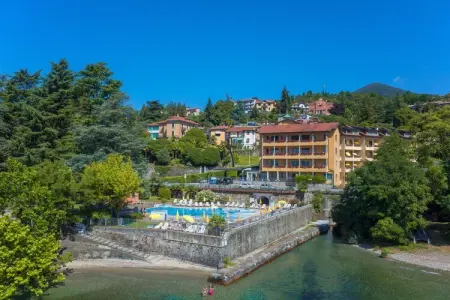 Residence Zust, Verbania Intra-Bilo mansarda, Appartement en bord de mer, Résidence Zust - Photo 13