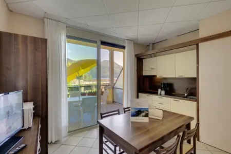 Residence Zust, Verbania Intra-Bilo, Appartement en bord de mer dans la résidence Zust - Photo 1