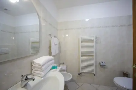 Residence Zust, Verbania Intra-Bilo, Appartement en bord de mer dans la résidence Zust - Photo 12