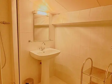 Appartement T3 avec jardin, à 5 min de la plage, jusqu'à 6 personnes, Calcatoggio - Photo 11
