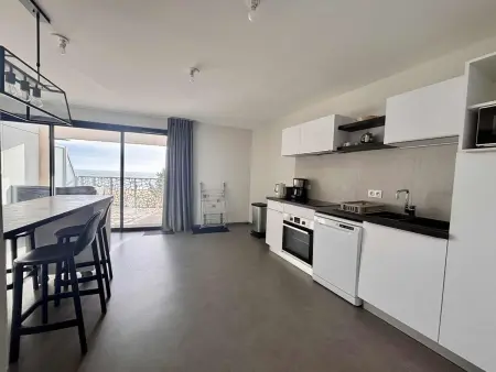 Appartement luxe 4 pers, bord de mer, balcon, piscine, animaux admis, parking, WiFi - Photo 6