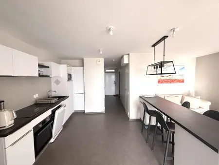 Appartement luxe 4 pers, bord de mer, balcon, piscine, animaux admis, parking, WiFi - Photo 9