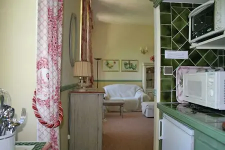 Chateau des Gipières Appartment, Séjour Romantique au Château du Rhône - Photo 2