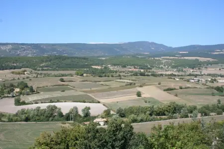 Chateau des Gipières Appartment, Séjour Romantique au Château du Rhône - Photo 21