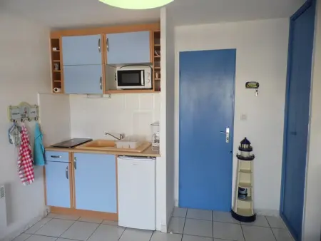 Studio cabine avec piscine et parking à Marseillan - Photo 3