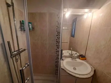 Studio cabine avec piscine et parking à Marseillan - Photo 6