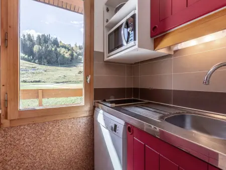 2P au pied des pistes, 2 balcons, lumineux, proche école de ski et commerces, animaux permis - Photo 4