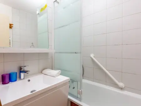 2P au pied des pistes, 2 balcons, lumineux, proche école de ski et commerces, animaux permis - Photo 7